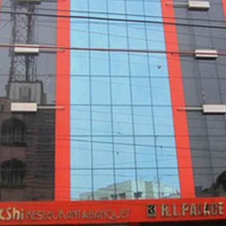 R L Palace Hotel Burnpur Екстериор снимка